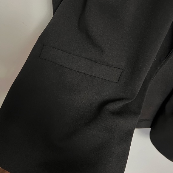 Suzy Sheir Black Blazer - Picture 2 of 5